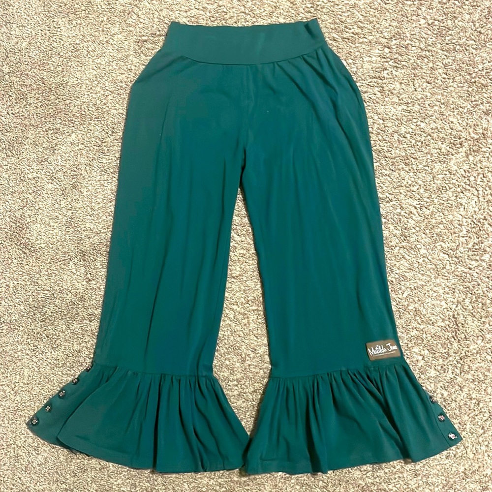 Size medium Matilda Jane women’s ruffles